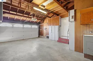 930 Castle St, San Leandro, CA 94578 - Photo 37