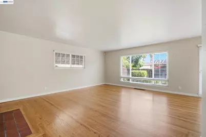 930 Castle St, San Leandro, CA 94578 - Photo 5