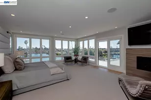 1235 Hawthorne St, Alameda, CA 94501 - Photo 81