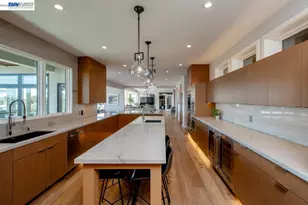 1235 Hawthorne St, Alameda, CA 94501 - Photo 51