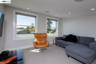 1235 Hawthorne St, Alameda, CA 94501 - Photo 97