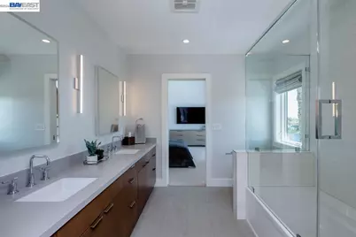 1235 Hawthorne St, Alameda, CA 94501 - Photo 93