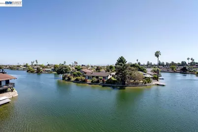 1235 Hawthorne St, Alameda, CA 94501 - Photo 75