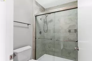 10 Sereno Cir, Oakland, CA 94619 - Photo 21