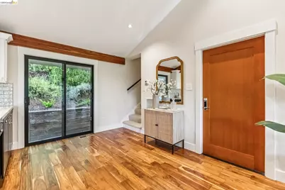 6742 Pinehaven Rd, Oakland, CA 94611 - Photo 25