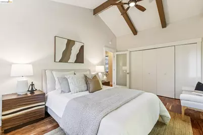 6742 Pinehaven Rd, Oakland, CA 94611 - Photo 27