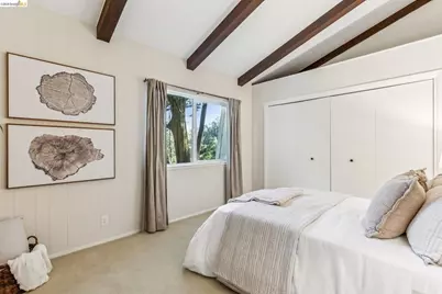 6742 Pinehaven Rd, Oakland, CA 94611 - Photo 29