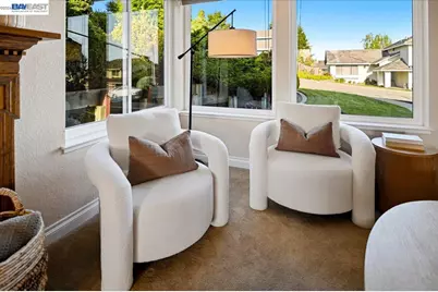 6086 Bellingham Dr, Castro Valley, CA 94552 - Photo 11