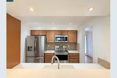 886 Valley Run, Hercules, CA 94547 - Photo 13