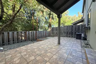 886 Valley Run, Hercules, CA 94547 - Photo 19