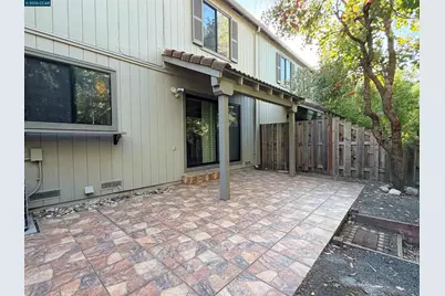 886 Valley Run, Hercules, CA 94547 - Photo 17