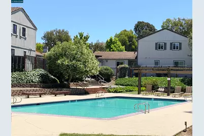 886 Valley Run, Hercules, CA 94547 - Photo 37