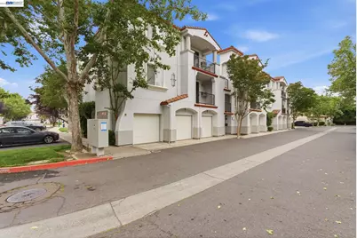 35510 Monterra Ter #201, Union City, CA 94587 - Photo 27
