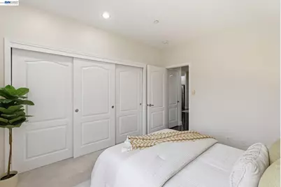 35510 Monterra Ter #201, Union City, CA 94587 - Photo 15