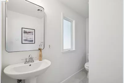 387 Gladys Dr, Pleasant Hill, CA 94523 - Photo 23
