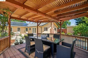 387 Gladys Dr, Pleasant Hill, CA 94523 - Photo 37
