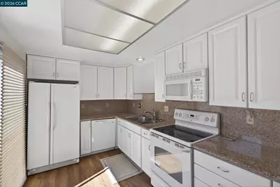 1124 Oakmont Dr #4, Walnut Creek, CA 94595 - Photo 13