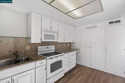 1124 Oakmont Dr #4, Walnut Creek, CA 94595 - Photo 15