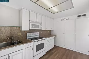 1124 Oakmont Dr, Walnut Creek, CA 94595 - Photo 15