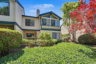210 Carob Ln, Alameda, CA 94502 - Photo 3