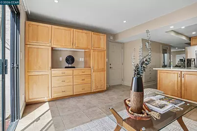 210 Carob Ln, Alameda, CA 94502 - Photo 13