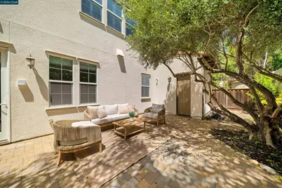 5325 Pembroke Way, San Ramon, CA 94582 - Photo 33