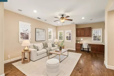 5325 Pembroke Way, San Ramon, CA 94582 - Photo 17