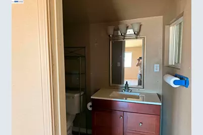 1753 Carpenter Rd, Modesto, CA 95351 - Photo 9