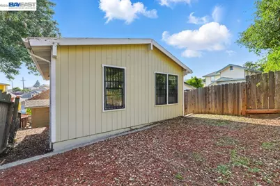 2506 Highland Ave, Oakland, CA 94606 - Photo 45