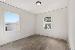 5465 Holland St, Oakland, CA 94601 - Photo 25