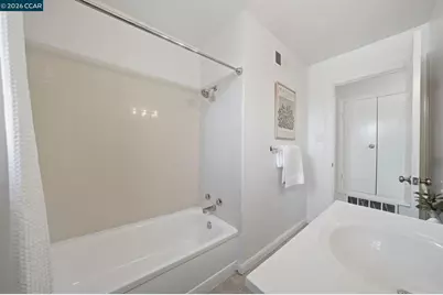 2282 Charlotte Ave, Concord, CA 94518 - Photo 33