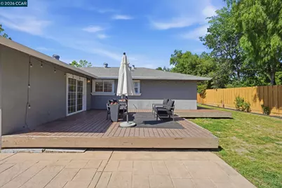 2282 Charlotte Ave, Concord, CA 94518 - Photo 39