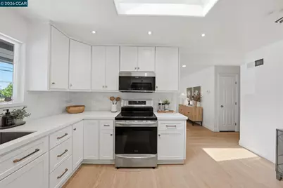 2282 Charlotte Ave, Concord, CA 94518 - Photo 11