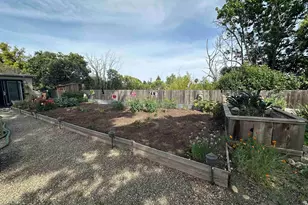 1941 Rainier Ct, Martinez, CA 94553 - Photo 13