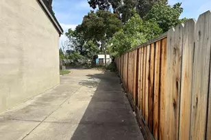 1941 Rainier Ct, Martinez, CA 94553 - Photo 3