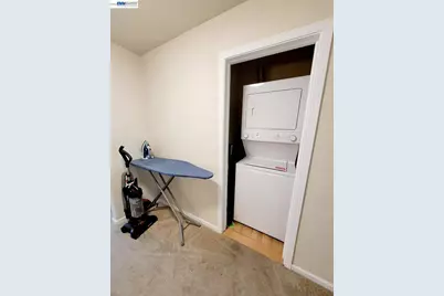 896 Lausanne Avenue, Daly City, CA 94014 - Photo 29