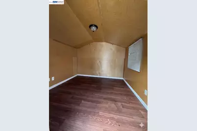 896 Lausanne Avenue, Daly City, CA 94014 - Photo 33