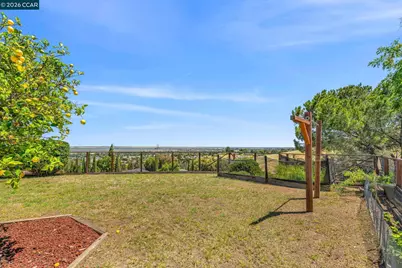2240 Westwood Ln, Pittsburg, CA 94565 - Photo 49