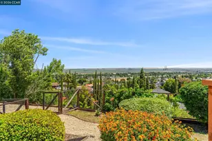 2240 Westwood Ln, Pittsburg, CA 94565 - Photo 43