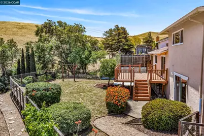 2240 Westwood Ln, Pittsburg, CA 94565 - Photo 57