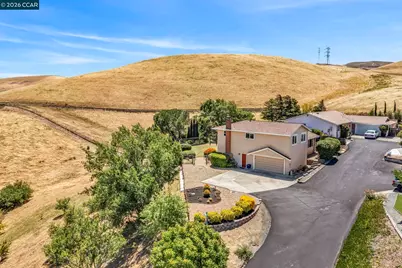 2240 Westwood Ln, Pittsburg, CA 94565 - Photo 45