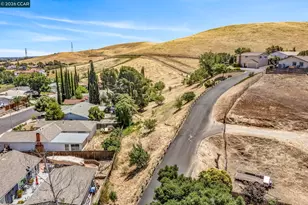 2240 Westwood Ln, Pittsburg, CA 94565 - Photo 59