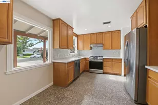 15274 Inverness St, San Leandro, CA 94579 - Photo 29