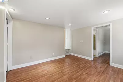 15274 Inverness St, San Leandro, CA 94579 - Photo 9