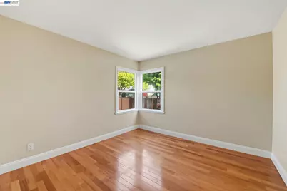 15274 Inverness St, San Leandro, CA 94579 - Photo 13