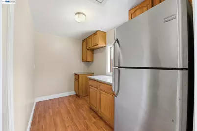 15274 Inverness St, San Leandro, CA 94579 - Photo 7
