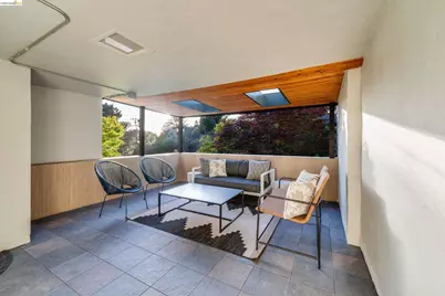 6048 Chelton Dr, Oakland, CA 94611 - Photo 21