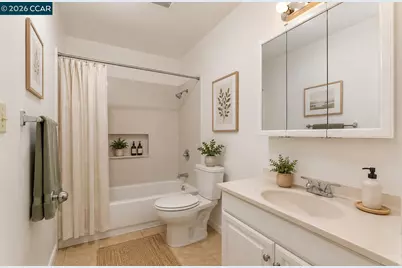 2412 Sequoia Dr, Antioch, CA 94509 - Photo 13
