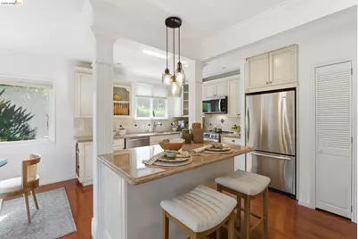 6252 Merced Ave, Oakland, CA 94611 - Photo 13