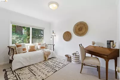 6252 Merced Ave, Oakland, CA 94611 - Photo 19